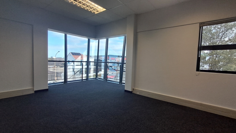 To Let Commercial Property for Rent in Berea Eastern Cape